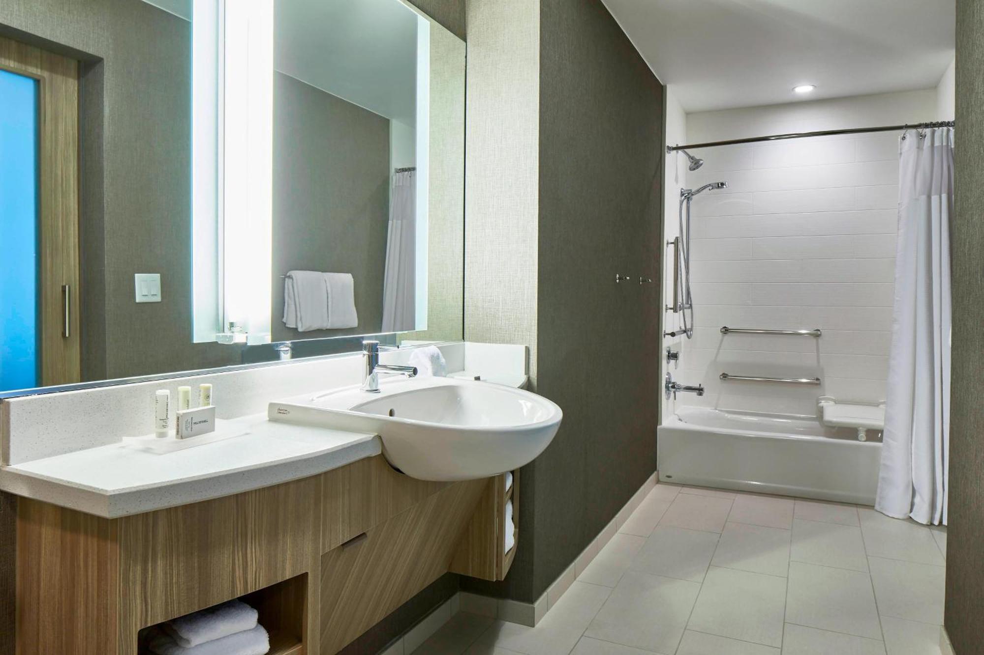 Springhill Suites By Marriott Nashville Downtown/Convention Center Екстериор снимка