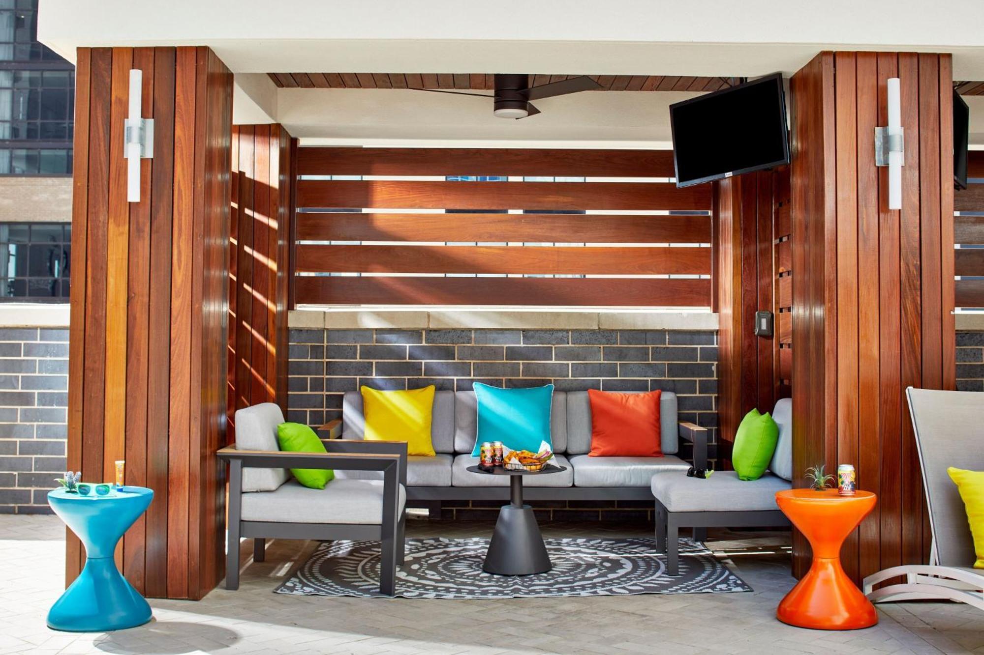 Springhill Suites By Marriott Nashville Downtown/Convention Center Екстериор снимка